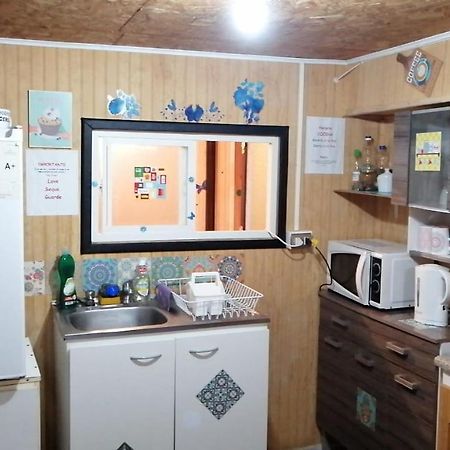 "Mi Hostal Tu Casa" Hostal Familiar Solo Empresas, Turistas Y Viajeros Espacio Para Bicicletas Y Motos Пуерто Монт Екстериор снимка