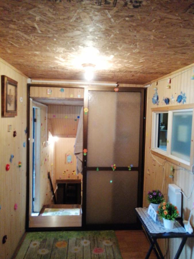 "Mi Hostal Tu Casa" Hostal Familiar Solo Empresas, Turistas Y Viajeros Espacio Para Bicicletas Y Motos Пуерто Монт Екстериор снимка